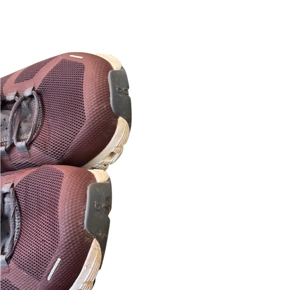 On Running Men’s Cloud 5 Sneakers - Picture 8 of 12